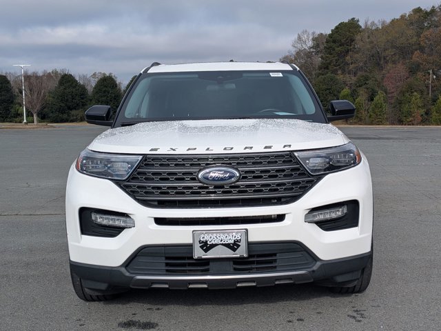 Certified 2022 Ford Explorer XLT w/ Equipment Group 202A image 9