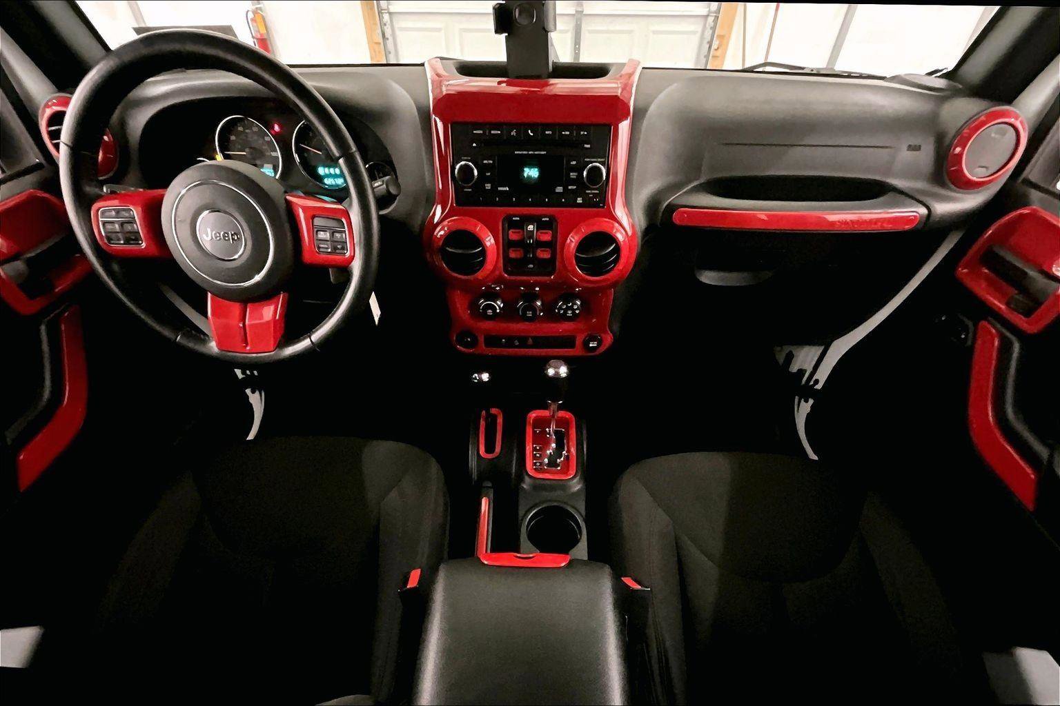 Used 2018 Jeep Wrangler Unlimited Sport S image 14