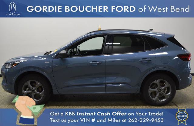 Certified 2024 Ford Escape ST-Line w/ Tech Pack #1 AWD/4WD image 2