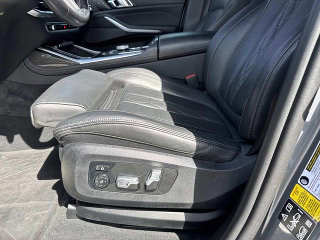 Used 2024 BMW X7 M60i w/ Executive Package image 17