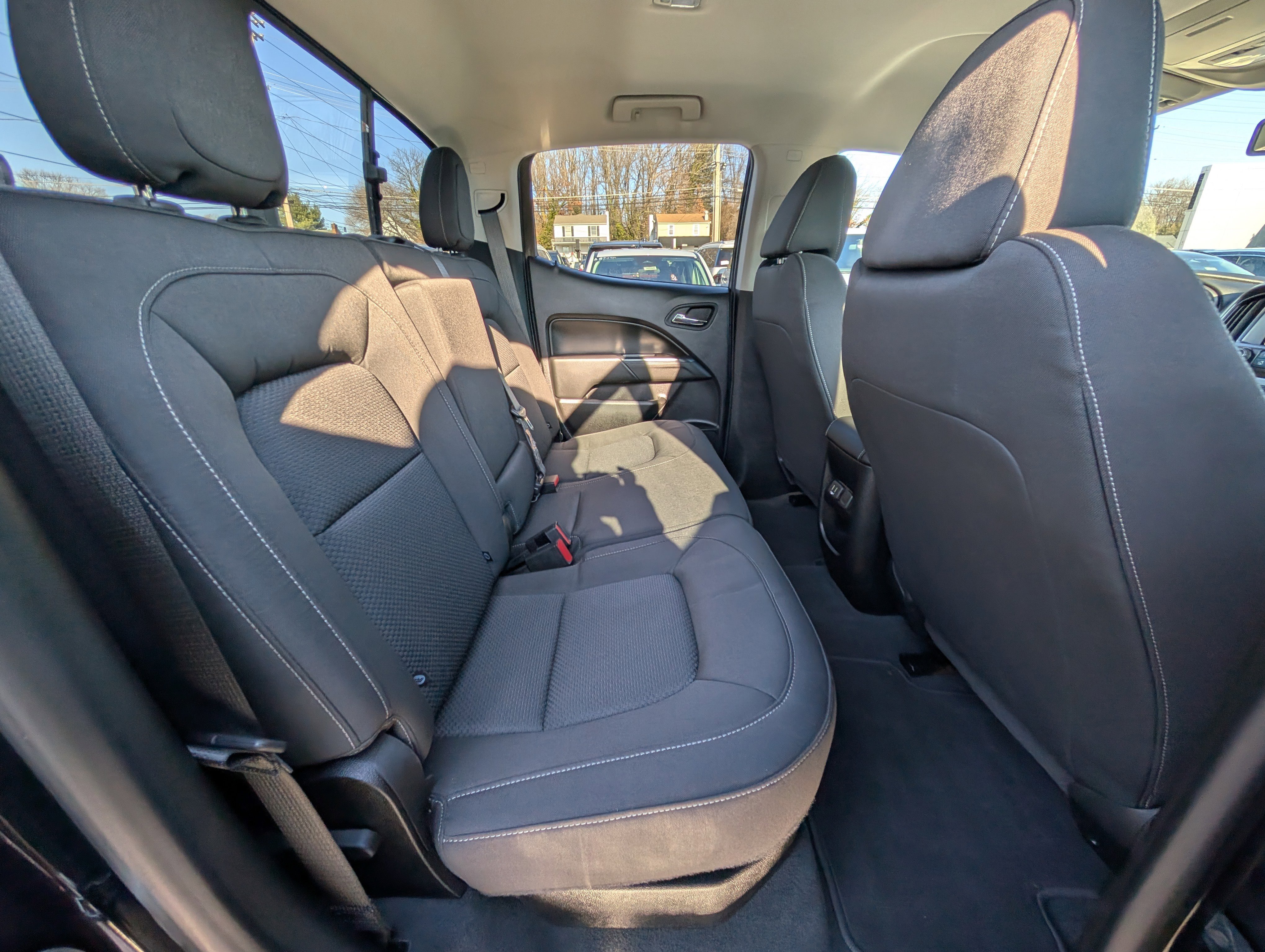 Used 2021 Chevrolet Colorado LT w/ LT Convenience Package image 13