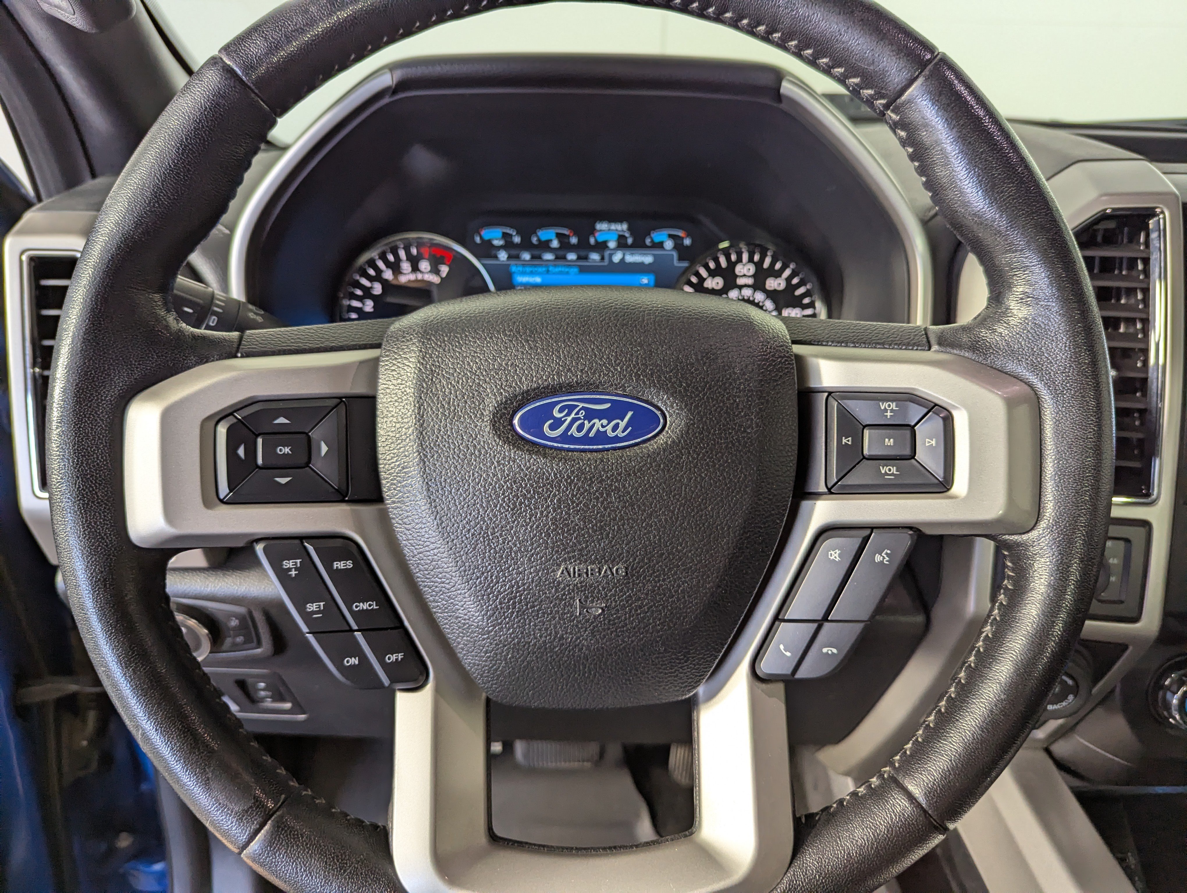 Certified 2019 Ford F150 Lariat AWD/4WD image 37