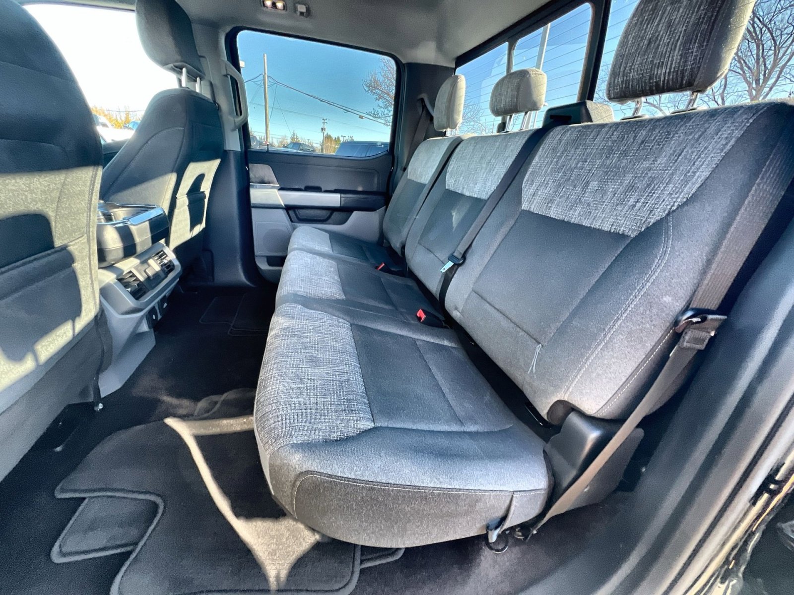 Certified 2022 Ford F150 XLT w/ Equipment Group 302A High image 23