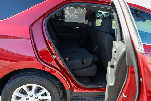 Used 2019 Chevrolet Equinox LT w/ Driver Convenience Package image 35