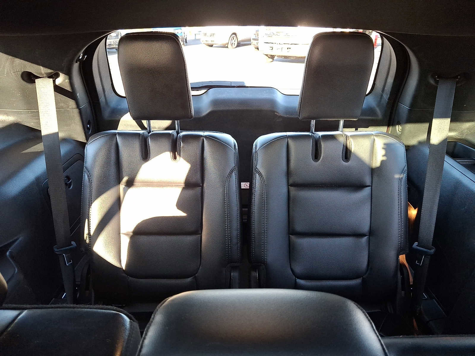 Certified 2019 Ford Explorer XLT w/ Equipment Group 202A image 11