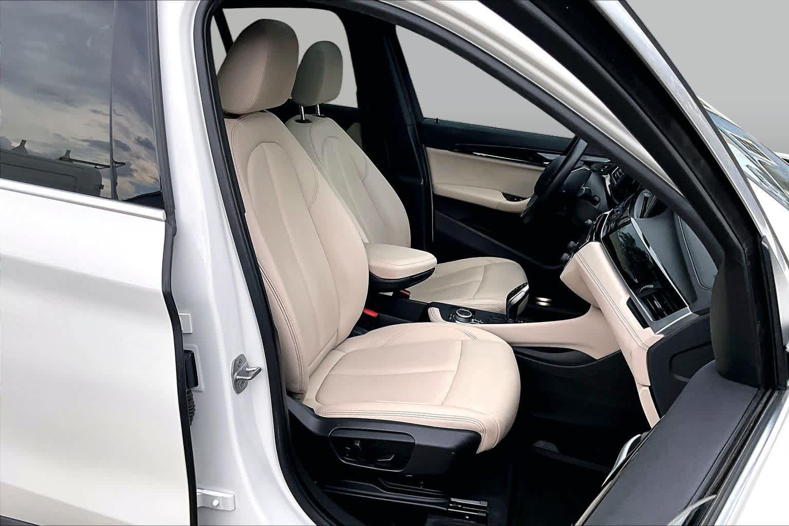 Used 2021 BMW X1 sDrive28i w/ Convenience Package FWD image 11