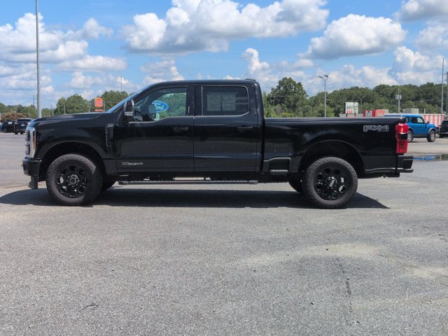 Certified 2023 Ford F250 Lariat w/ Black Appearance Package AWD/4WD image 7