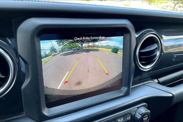 Used 2022 Jeep Wrangler Unlimited Sahara AWD/4WD image 23