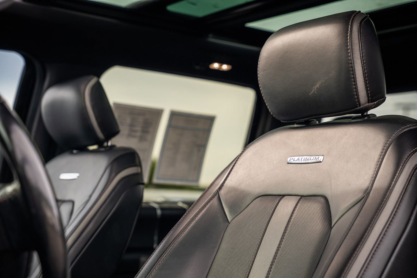 Certified 2019 Ford F250 Platinum w/ Platinum Ultimate Package image 30