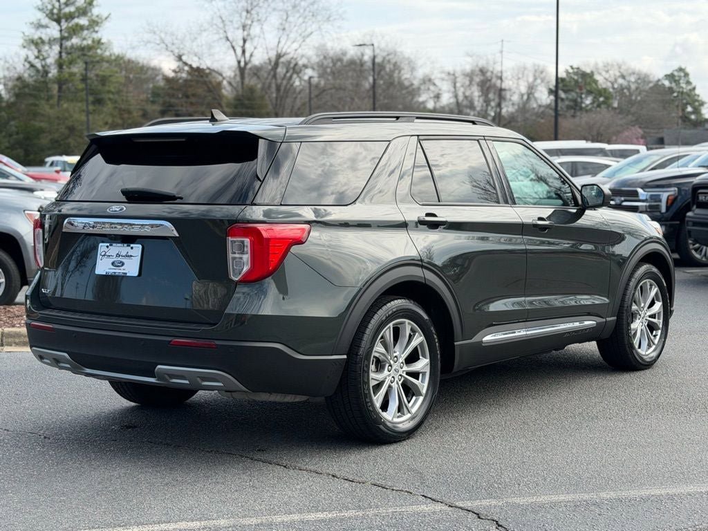 Certified 2023 Ford Explorer XLT w/ Equipment Group 202A RWD image 7