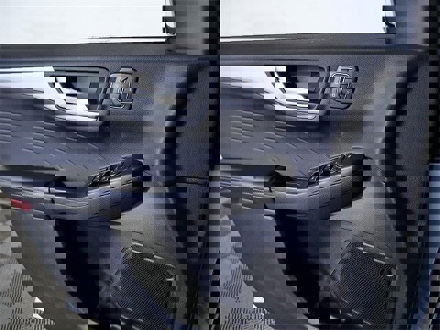 Certified 2025 Ford Escape Platinum image 26