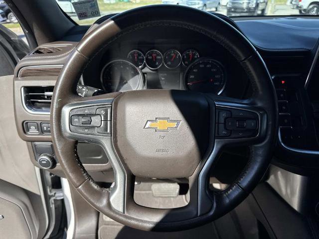 Used 2021 Chevrolet Suburban LT w/ Rear Media and Nav Package image 22