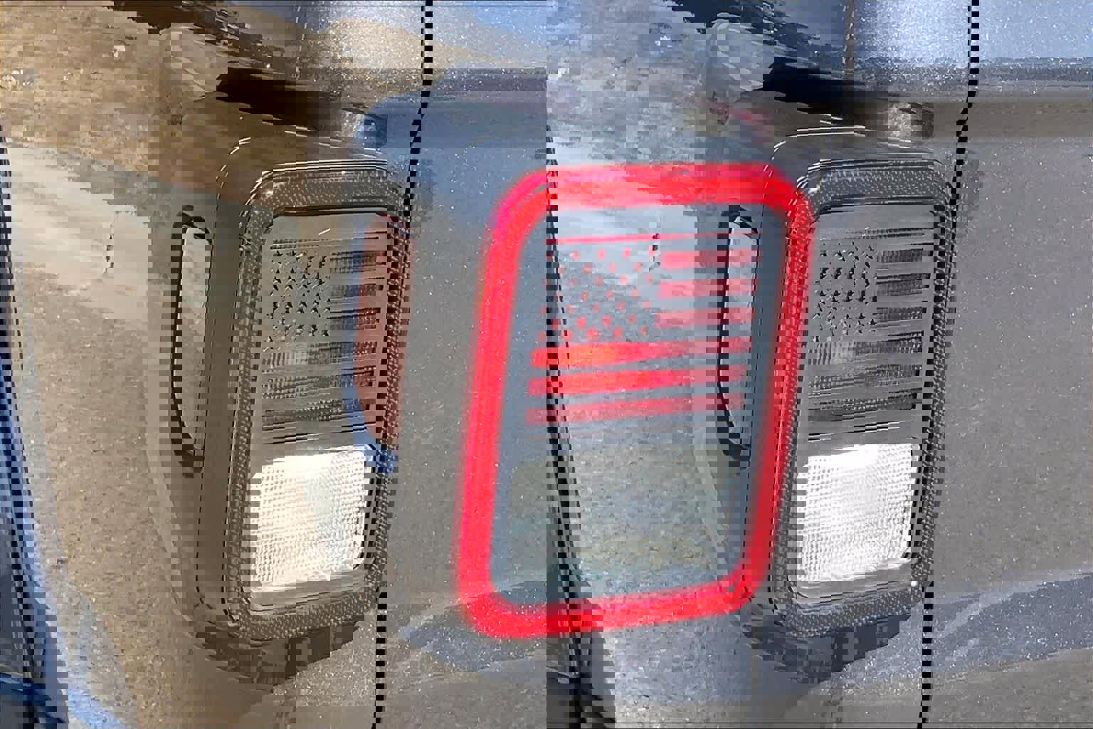 Used 2021 Jeep Gladiator Sport image 29