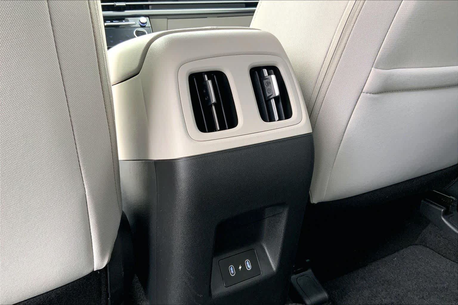 Used 2025 Hyundai Tucson SEL FWD image 36