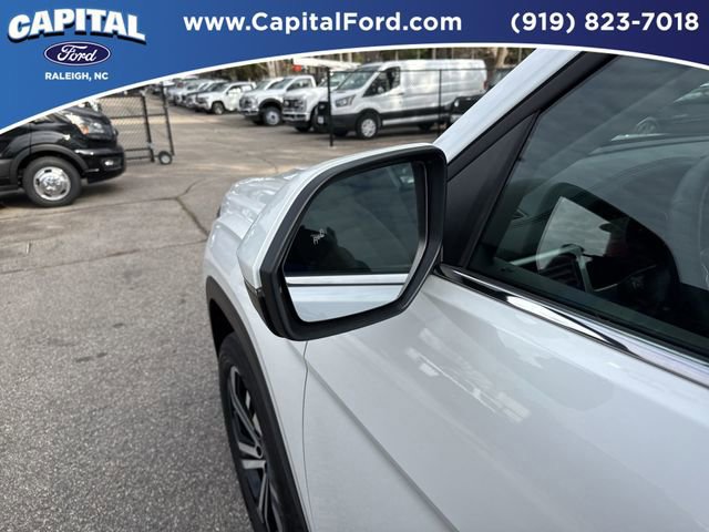 Used 2023 Volkswagen Atlas SEL image 12