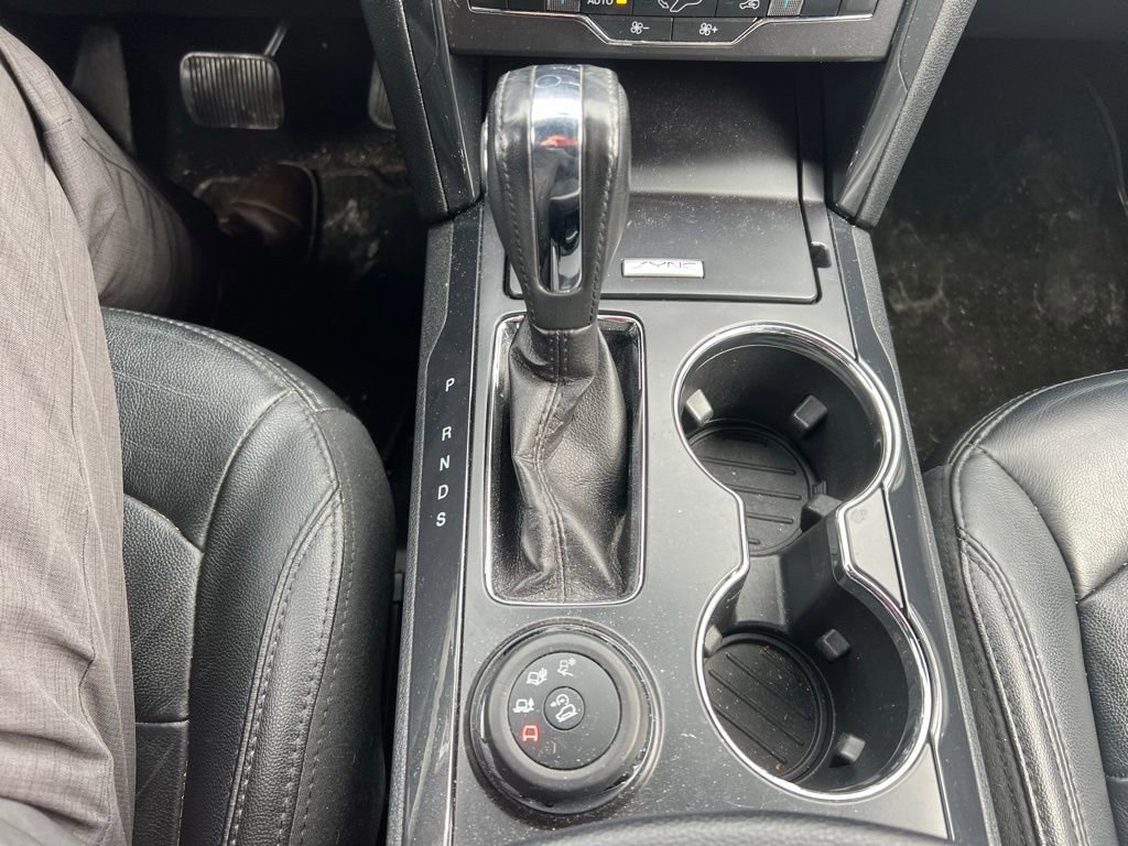 Certified 2018 Ford Explorer XLT w/ Equipment Group 202A image 16