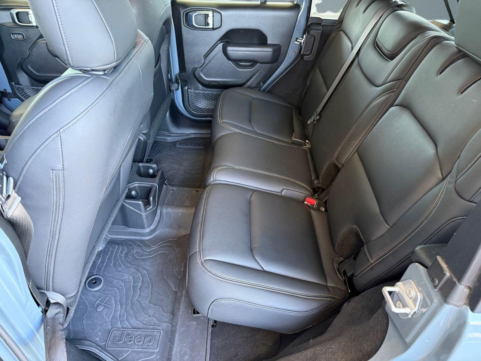 Used 2024 Jeep Wrangler Unlimited Sport AWD/4WD image 15