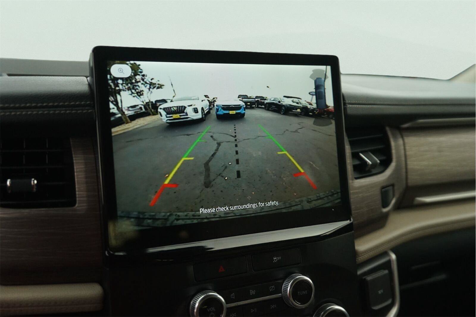 Certified 2022 Ford Expedition Max Limited RWD image 30