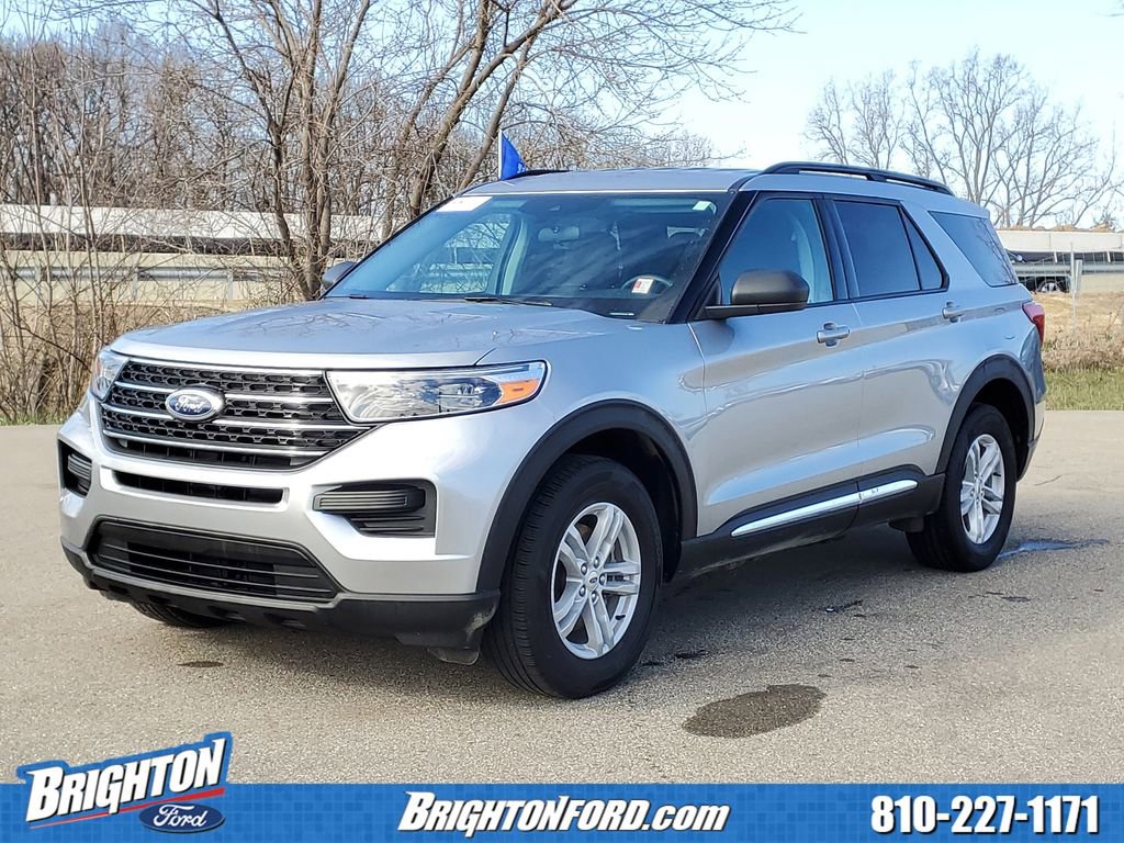 Certified 2023 Ford Explorer XLT image 2