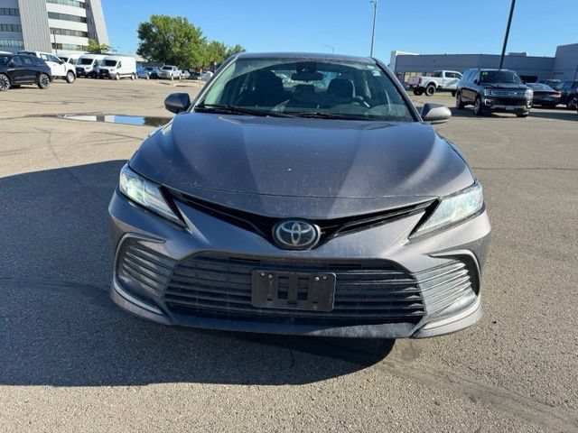 Used 2022 Toyota Camry LE FWD image 5