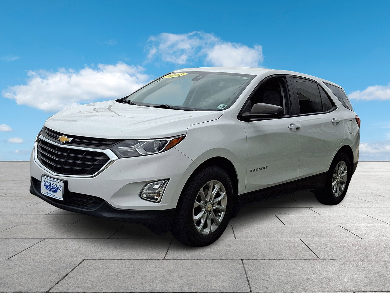 Used 2021 Chevrolet Equinox LS w/ LS Convenience Package FWD image 3
