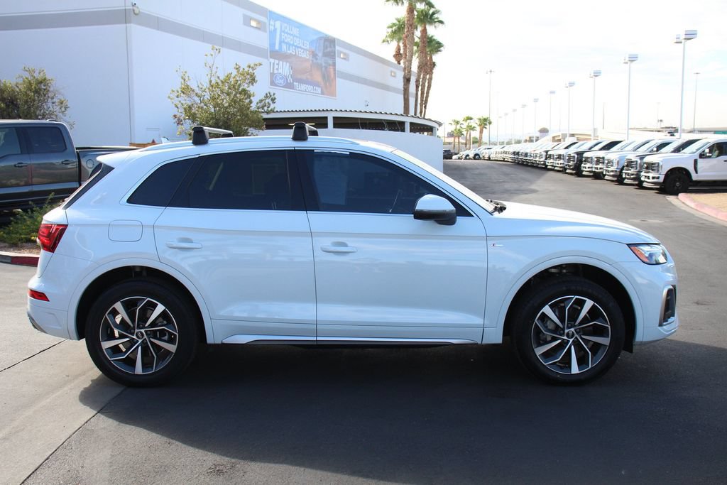 Used 2023 Audi Q5 2.0T Premium w/ Convenience Package AWD/4WD image 10