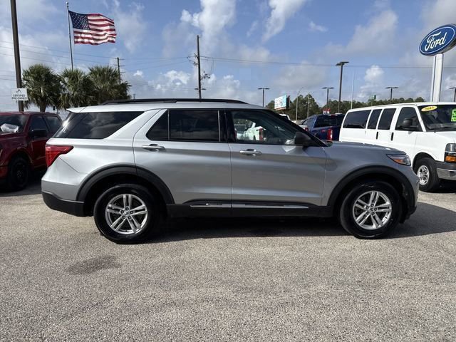 Certified 2022 Ford Explorer XLT w/ Equipment Group 202A image 23