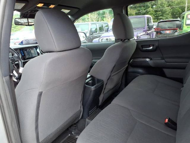 Used 2019 Toyota Tacoma TRD Off-Road w/ Technology Package AWD/4WD image 27
