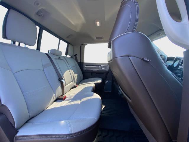 Used 2025 RAM 3500 Laramie AWD/4WD image 13