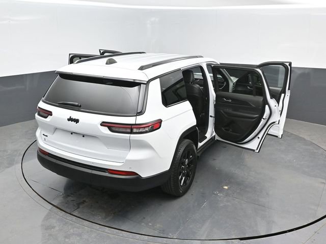 Used 2024 Jeep Grand Cherokee L Laredo AWD/4WD image 25