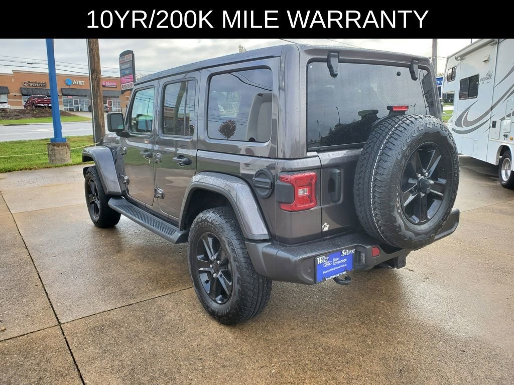 Used 2021 Jeep Wrangler Unlimited Sahara image 3