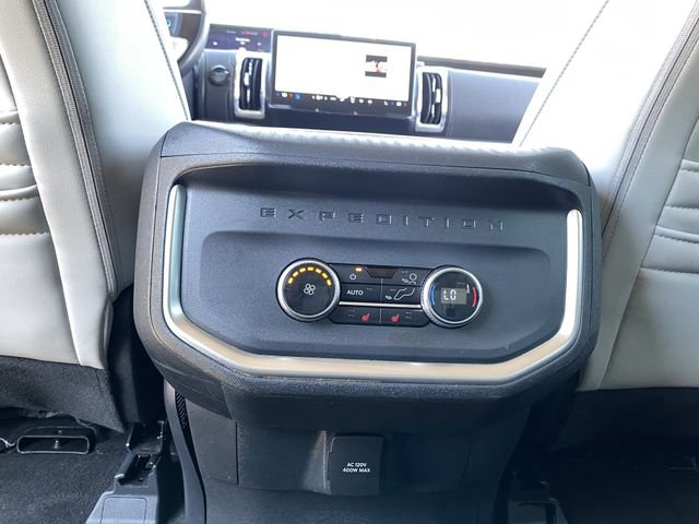 Certified 2025 Ford Expedition Max Platinum AWD/4WD image 18