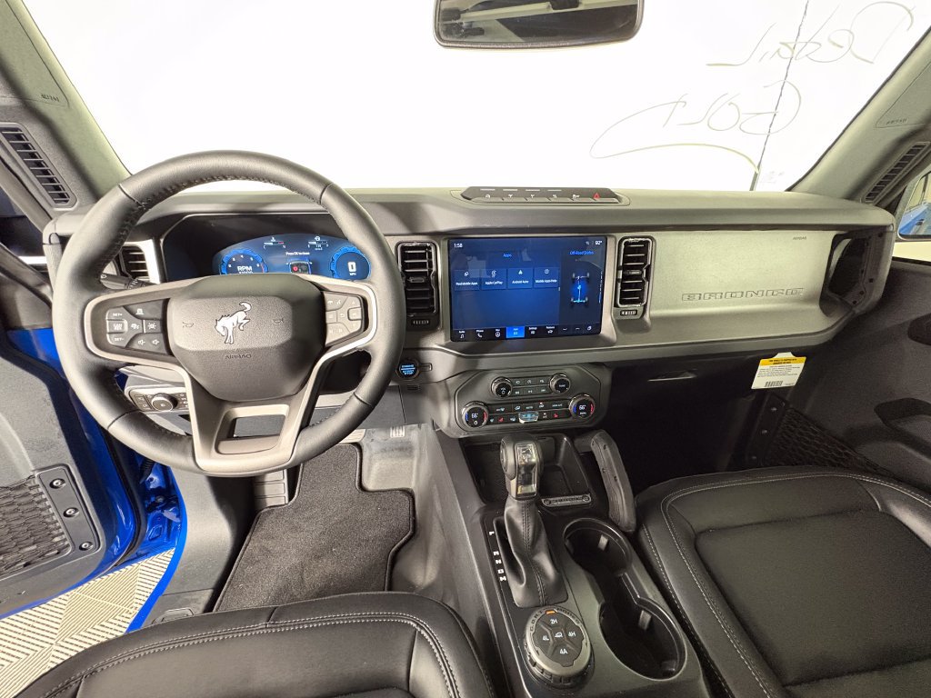 Certified 2025 Ford Bronco Badlands AWD/4WD image 8