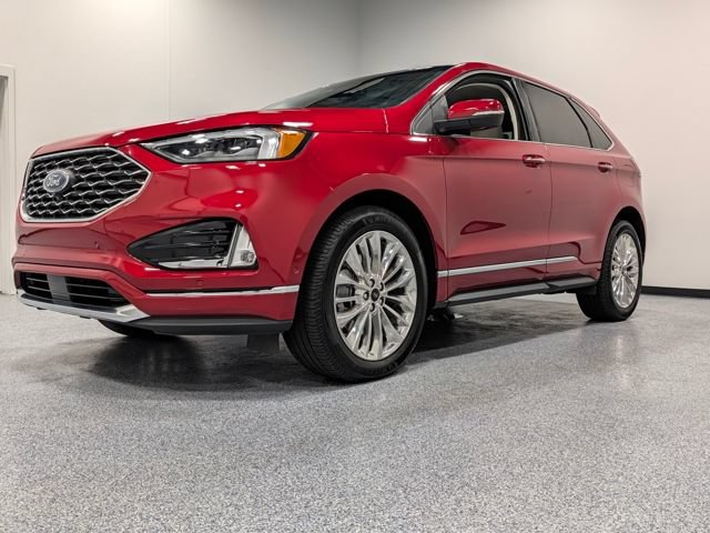 Certified 2022 Ford Edge Titanium w/ Equipment Group 301A AWD/4WD image 4