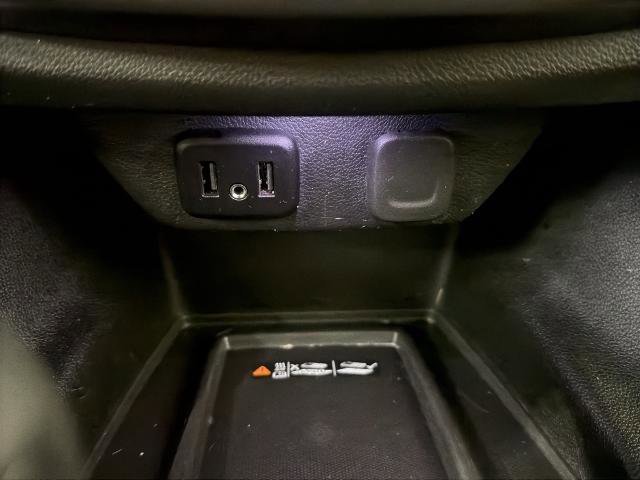 Used 2023 Chevrolet Traverse LT image 27