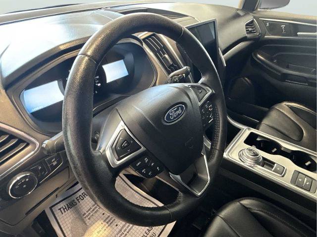 Certified 2022 Ford Edge Titanium w/ Equipment Group 301A AWD/4WD image 10