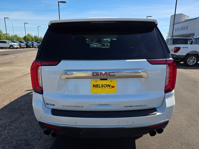 Used 2023 GMC Yukon XL Denali w/ Advanced Technology Package AWD/4WD image 12