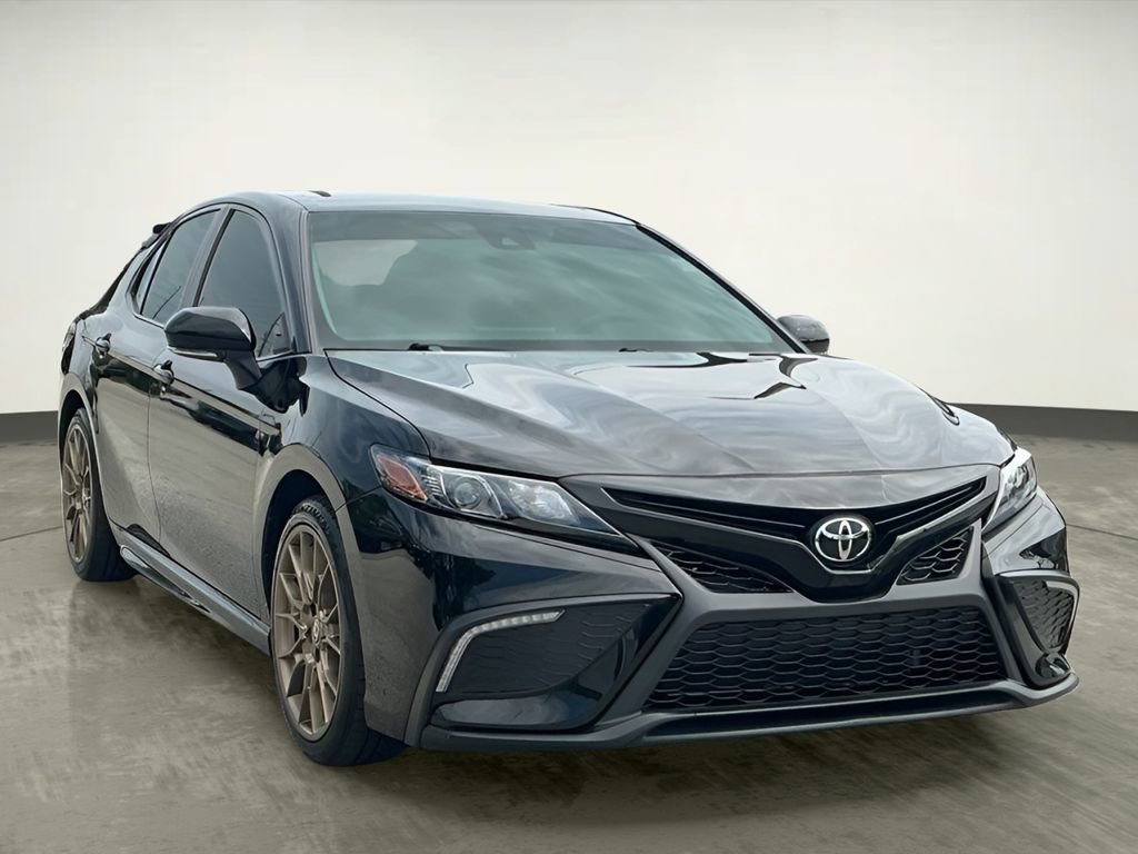 Used 2024 Toyota Camry SE w/ Convenience Package FWD image 11