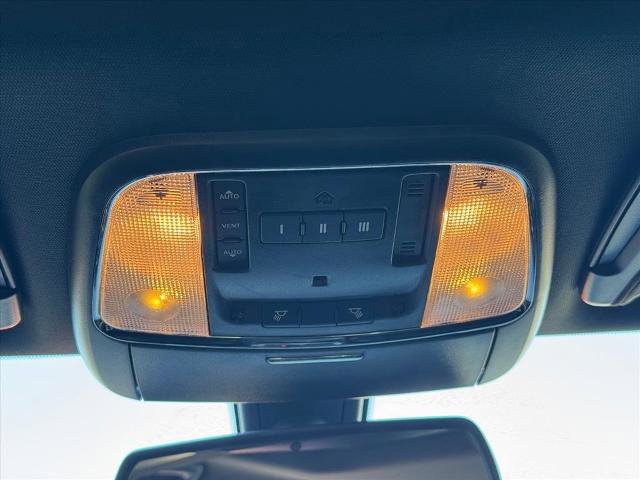 Used 2022 Dodge Charger R/T w/ Daytona Edition Group image 18