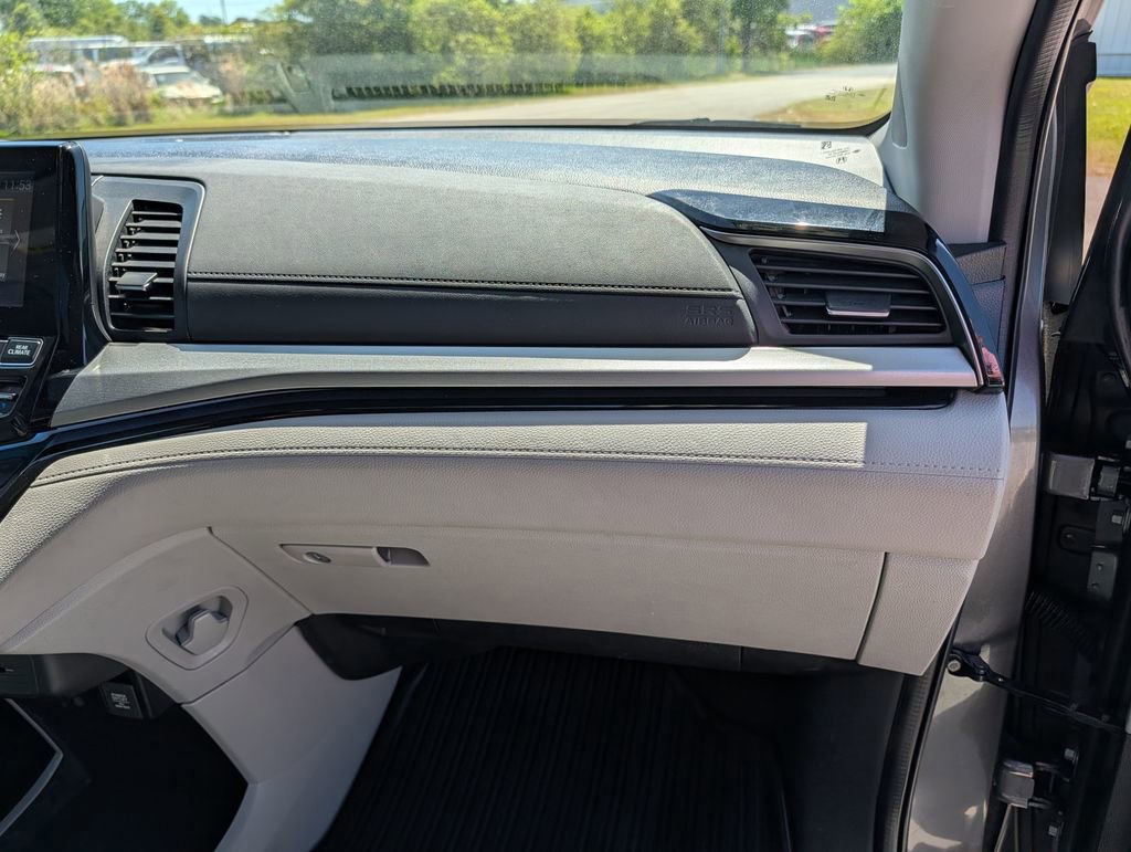 Used 2023 Honda Odyssey Touring image 27