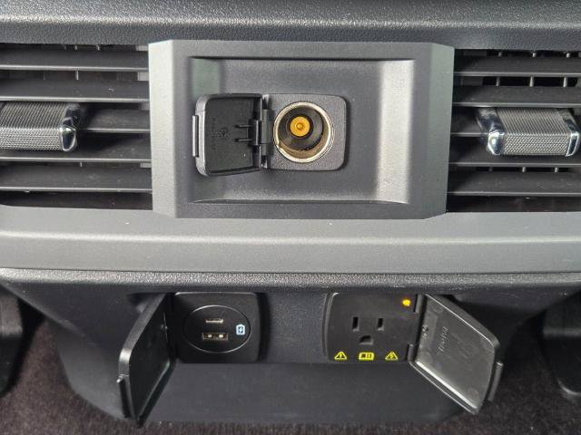 Certified 2021 Ford F150 Lariat AWD/4WD image 19