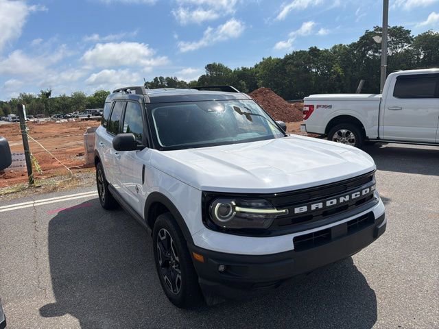 Certified 2021 Ford Bronco Sport Outer Banks w/ Outer Banks Package (96D) AWD/4WD image 2