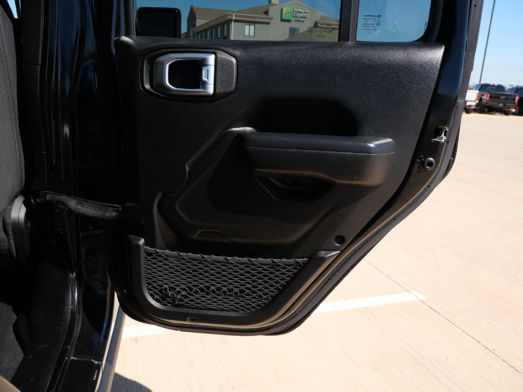 Used 2022 Jeep Wrangler Unlimited Sport AWD/4WD image 10