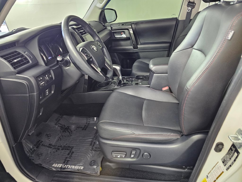 Used 2021 Toyota 4Runner TRD Off-Road Premium w/ Moonroof Package AWD/4WD image 22