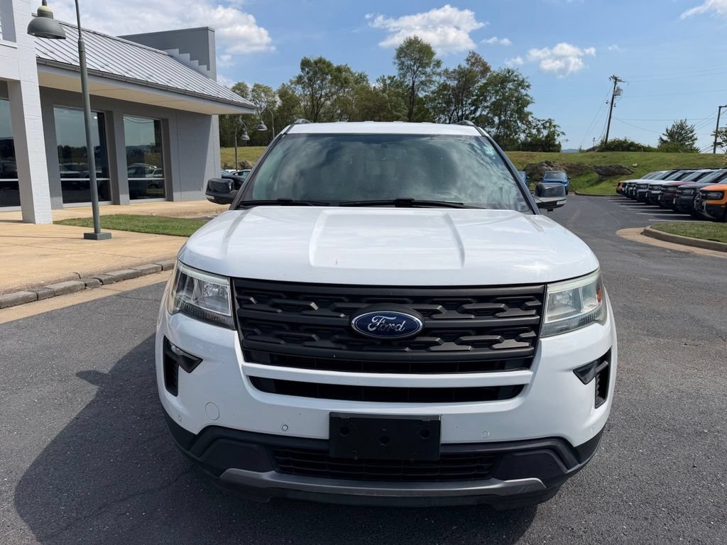 Certified 2018 Ford Explorer XLT w/ Equipment Group 202A AWD/4WD image 7