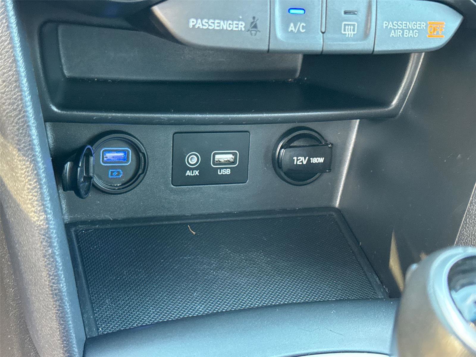 Used 2019 Hyundai Kona SEL w/ SEL Tech Package 02 image 32