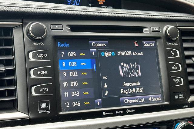 Used 2018 Toyota Highlander Limited image 15