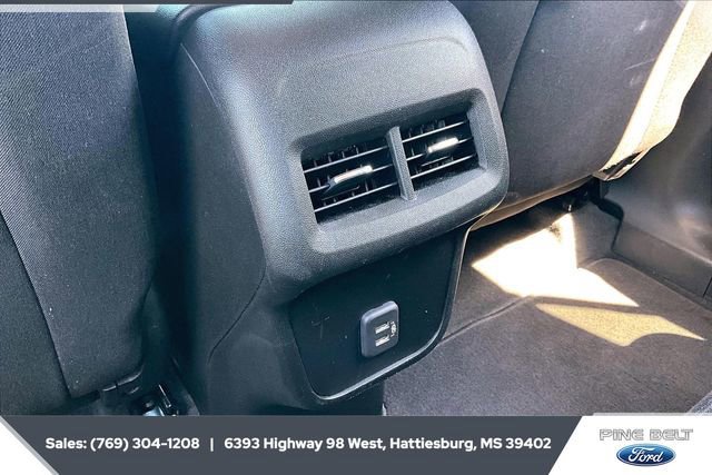 Used 2022 Chevrolet Equinox LS image 23