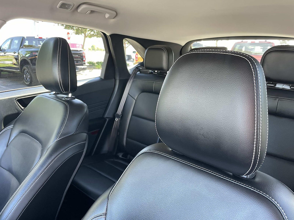 Certified 2022 Ford Escape SEL AWD/4WD image 23