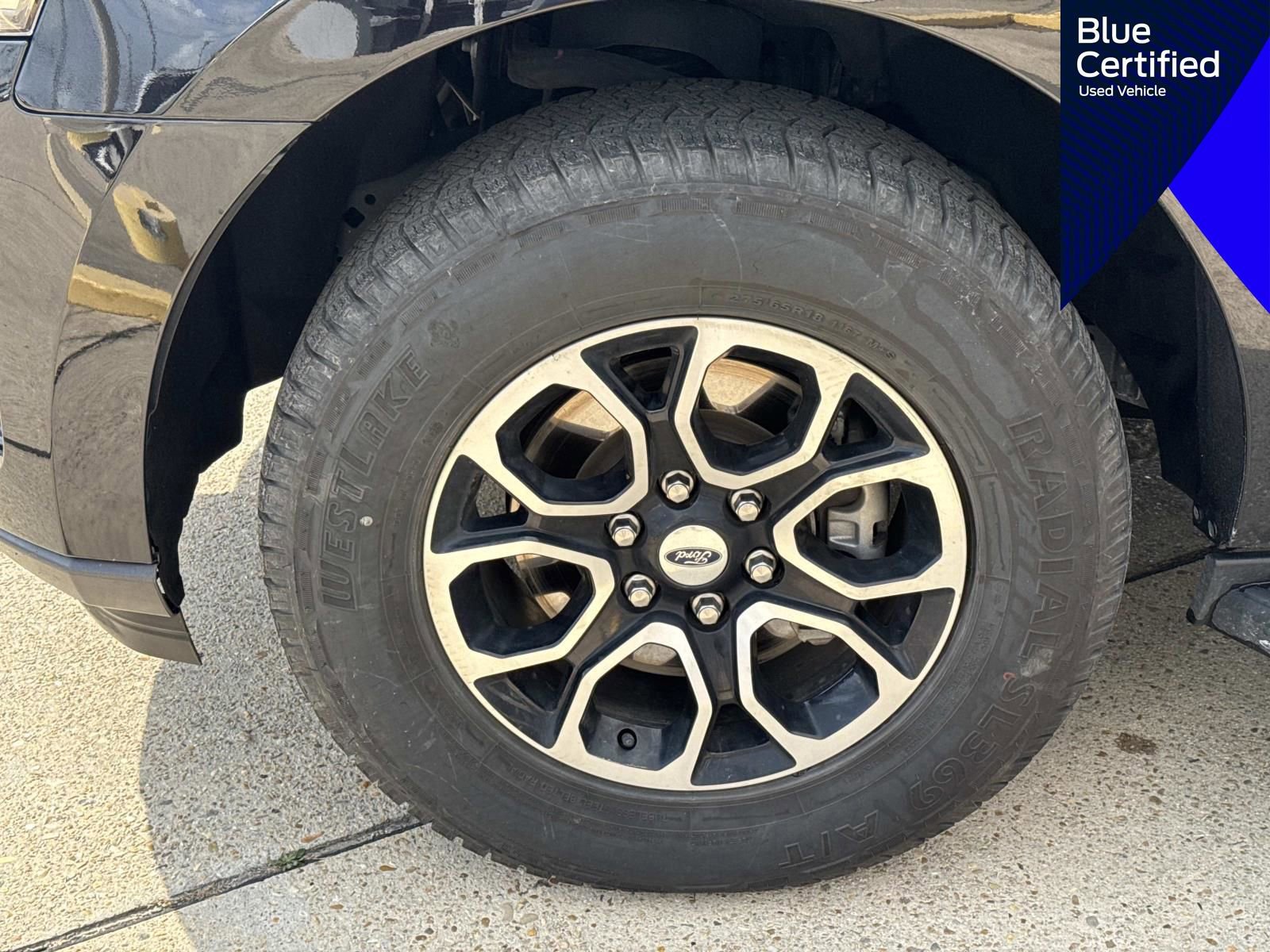 Certified 2024 Ford Expedition Max XLT image 12